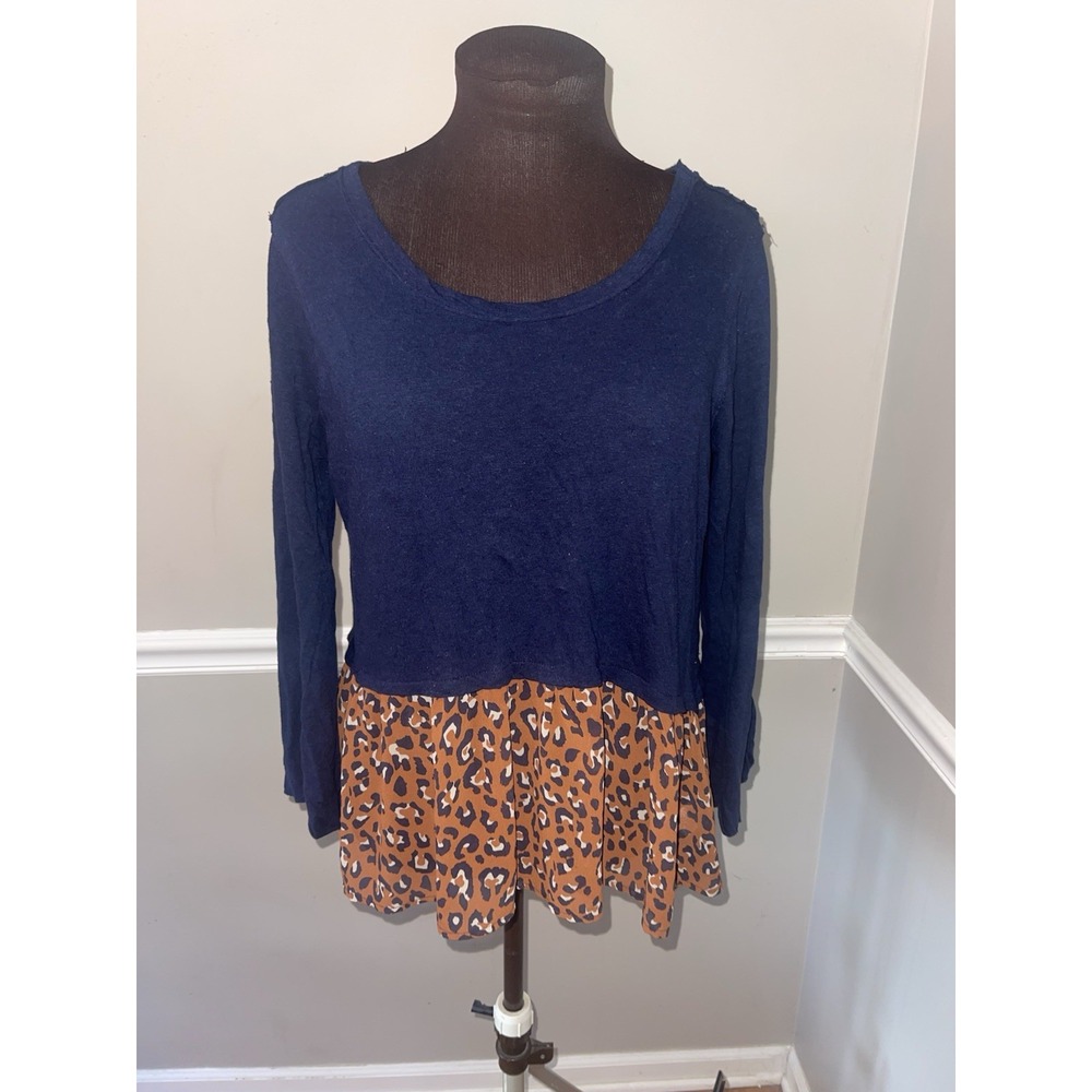 Umgee‎ Womens Blue Leopard Print Shirt Size Small USA Linen Blend